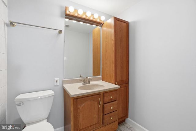 7470 WOUNDED KNEE RD, Lorton, VA 22079