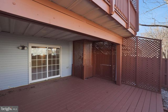 7470 WOUNDED KNEE RD, Lorton, VA 22079