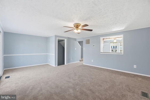 7470 WOUNDED KNEE RD, Lorton, VA 22079