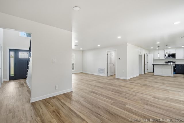 2629 W 68th Place S, Tulsa, OK 74132