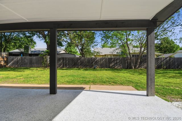 2629 W 68th Place S, Tulsa, OK 74132