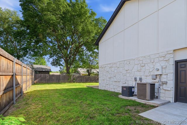 2629 W 68th Place S, Tulsa, OK 74132