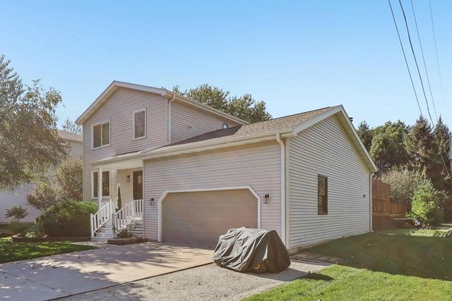 11262 3rd AVENUE, Pleasant Prairie, WI 53158