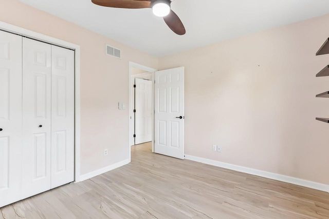 11262 3rd AVENUE, Pleasant Prairie, WI 53158