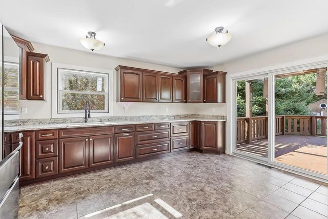 11262 3rd AVENUE, Pleasant Prairie, WI 53158