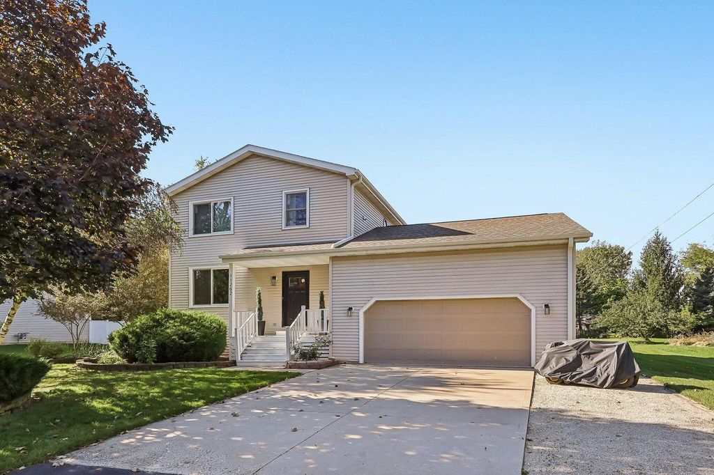 11262 3rd AVENUE, Pleasant Prairie, WI 53158