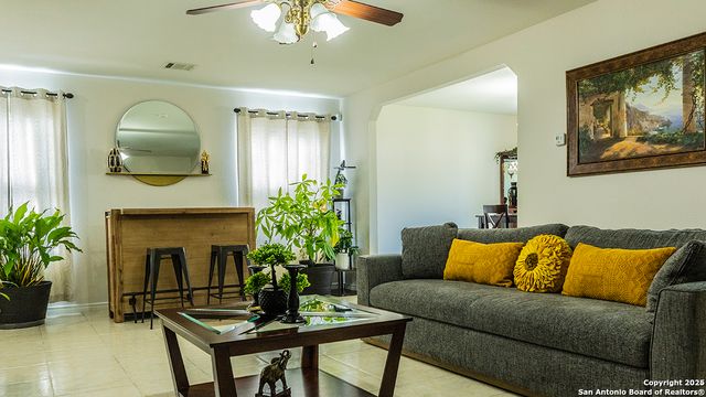 339 Cedron Chase, San Antonio, TX 78253