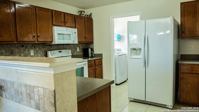 339 Cedron Chase, San Antonio, TX 78253