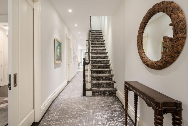 44 W 90TH Street, New York City, NY 10024