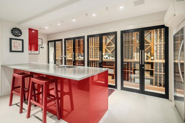 44 W 90TH Street, New York City, NY 10024
