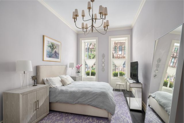 44 W 90TH Street, New York City, NY 10024