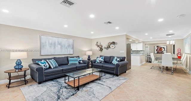 1765 NE 58th St, Fort Lauderdale, FL 33334