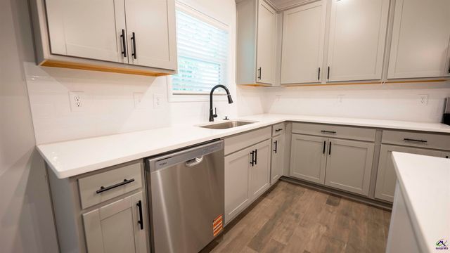 138 Bluecoat Trail, Byron, GA 31008