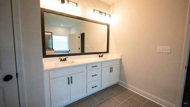 138 Bluecoat Trail, Byron, GA 31008