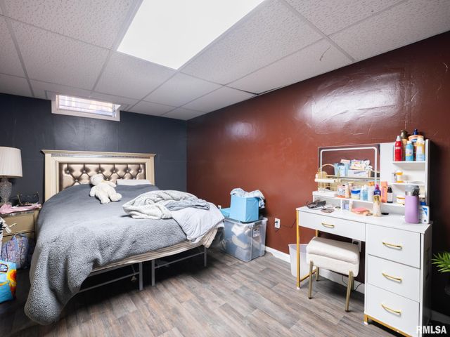 500 N 6TH Street, Pekin, IL 61554