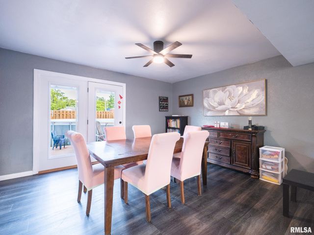 500 N 6TH Street, Pekin, IL 61554