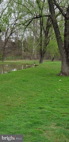 11178 HEDGESVILLE RD, Hedgesville, WV 25427