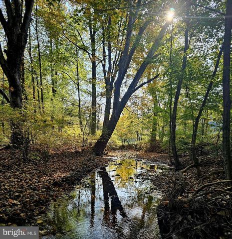 11178 HEDGESVILLE RD, Hedgesville, WV 25427