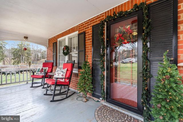 11178 HEDGESVILLE RD, Hedgesville, WV 25427