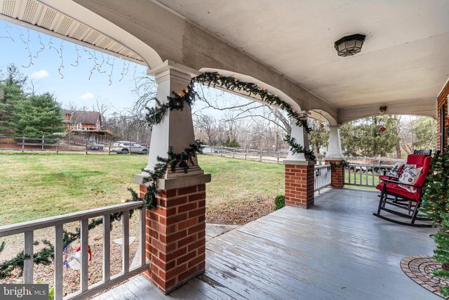 11178 HEDGESVILLE RD, Hedgesville, WV 25427