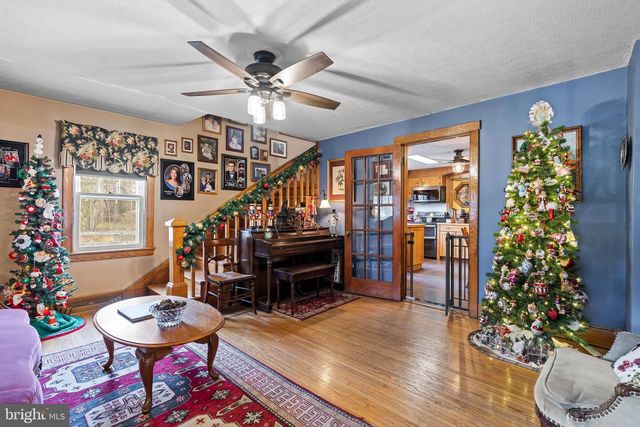 11178 HEDGESVILLE RD, Hedgesville, WV 25427