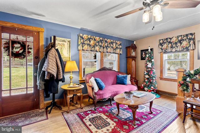 11178 HEDGESVILLE RD, Hedgesville, WV 25427