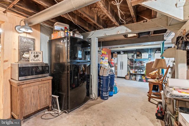 11178 HEDGESVILLE RD, Hedgesville, WV 25427