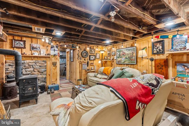 11178 HEDGESVILLE RD, Hedgesville, WV 25427