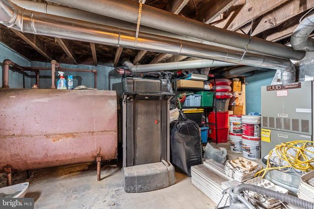 11178 HEDGESVILLE RD, Hedgesville, WV 25427