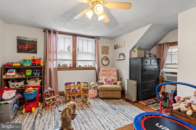 11178 HEDGESVILLE RD, Hedgesville, WV 25427