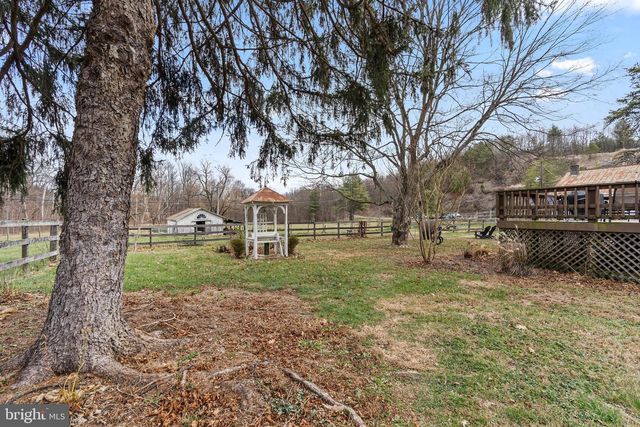 11178 HEDGESVILLE RD, Hedgesville, WV 25427