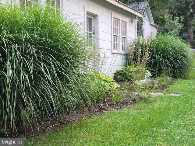 11178 HEDGESVILLE RD, Hedgesville, WV 25427