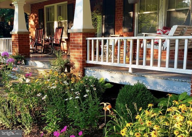 11178 HEDGESVILLE RD, Hedgesville, WV 25427