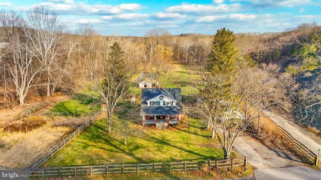 11178 HEDGESVILLE RD, Hedgesville, WV 25427