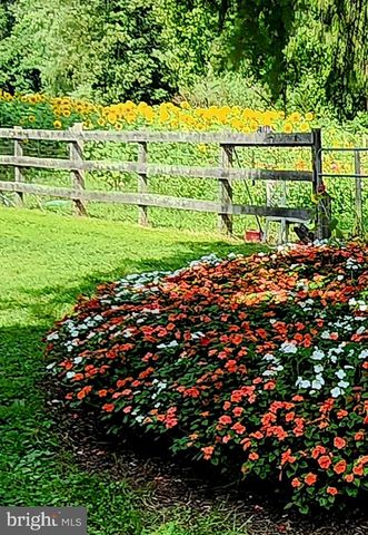 11178 HEDGESVILLE RD, Hedgesville, WV 25427