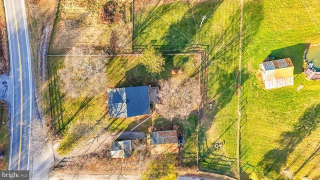 11178 HEDGESVILLE RD, Hedgesville, WV 25427