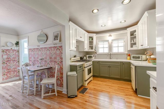 143 N Lincoln Place, Monrovia, CA 91016