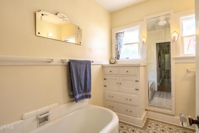 143 N Lincoln Place, Monrovia, CA 91016