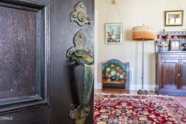 143 N Lincoln Place, Monrovia, CA 91016