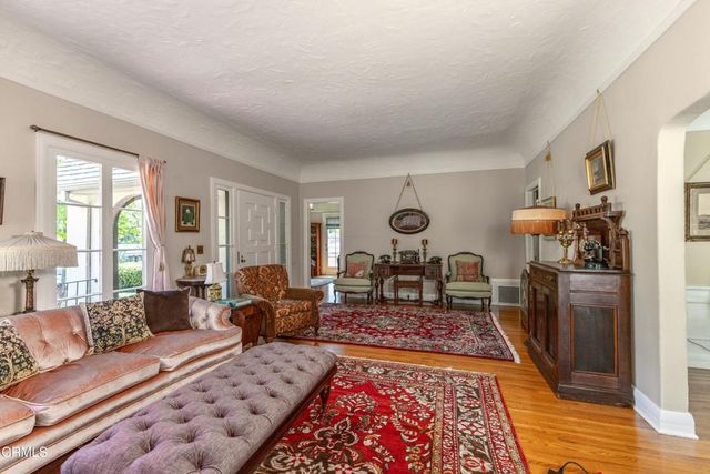 143 N Lincoln Place, Monrovia, CA 91016