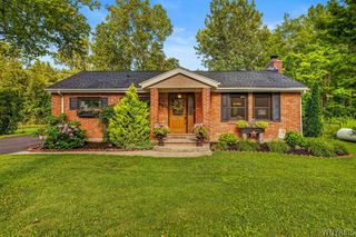 4071 Calkins Road, Lewiston, NY 14174