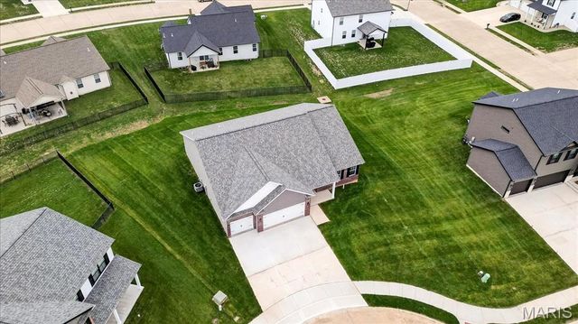 845 Mohave Court, Shiloh, IL 62221