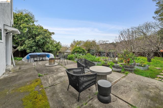 5845 Bernhard Ave, Richmond, CA 94805