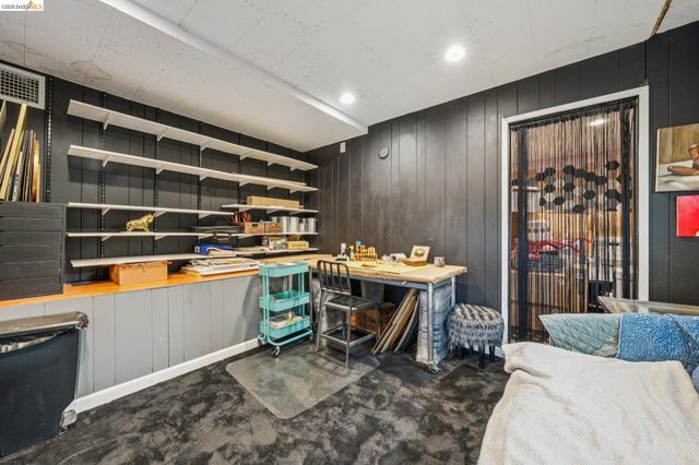 5845 Bernhard Ave, Richmond, CA 94805