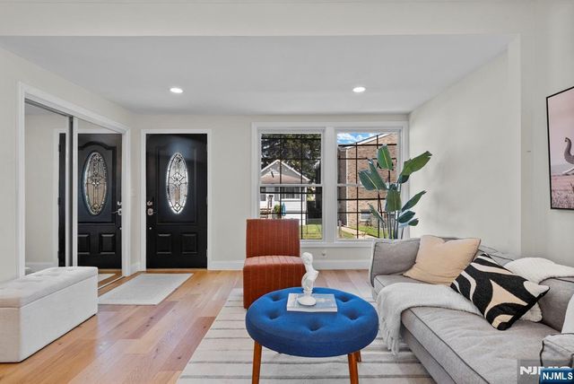 184 2nd Street, Englewood, NJ 07631