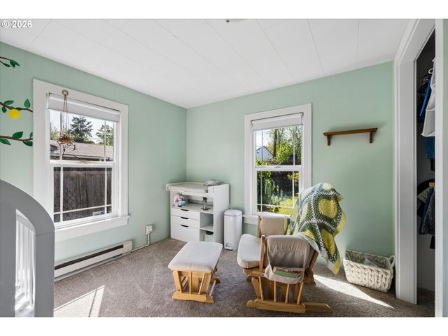 4725 DAISY St, Springfield, OR 97478