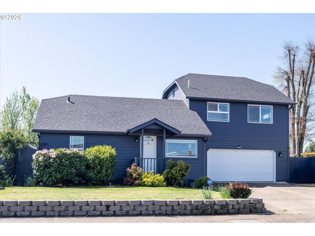 4725 DAISY St, Springfield, OR 97478