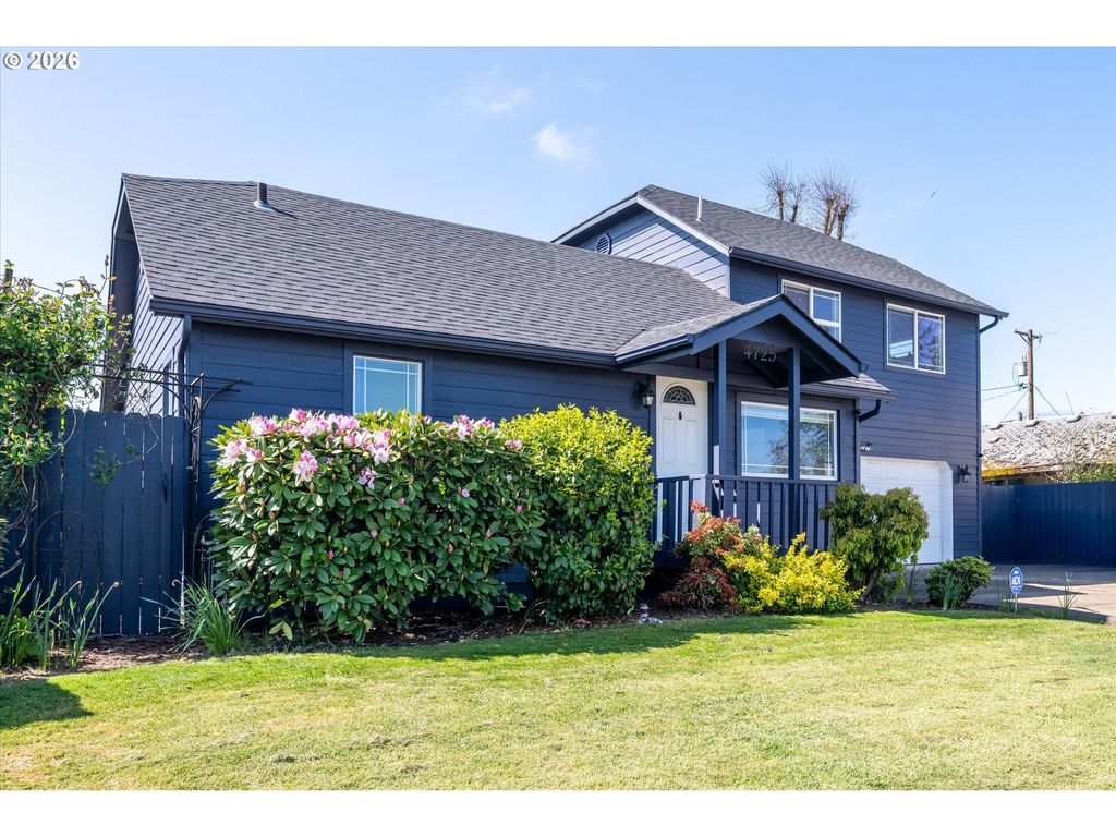 4725 DAISY St, Springfield, OR 97478
