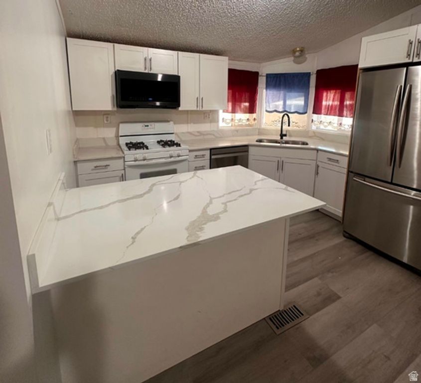 3932 S BOBOLINK ST #185, Salt Lake City, UT 84123 — exterior