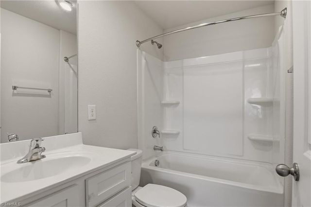 2106 Briar Run Drive, Greensboro, NC 27405